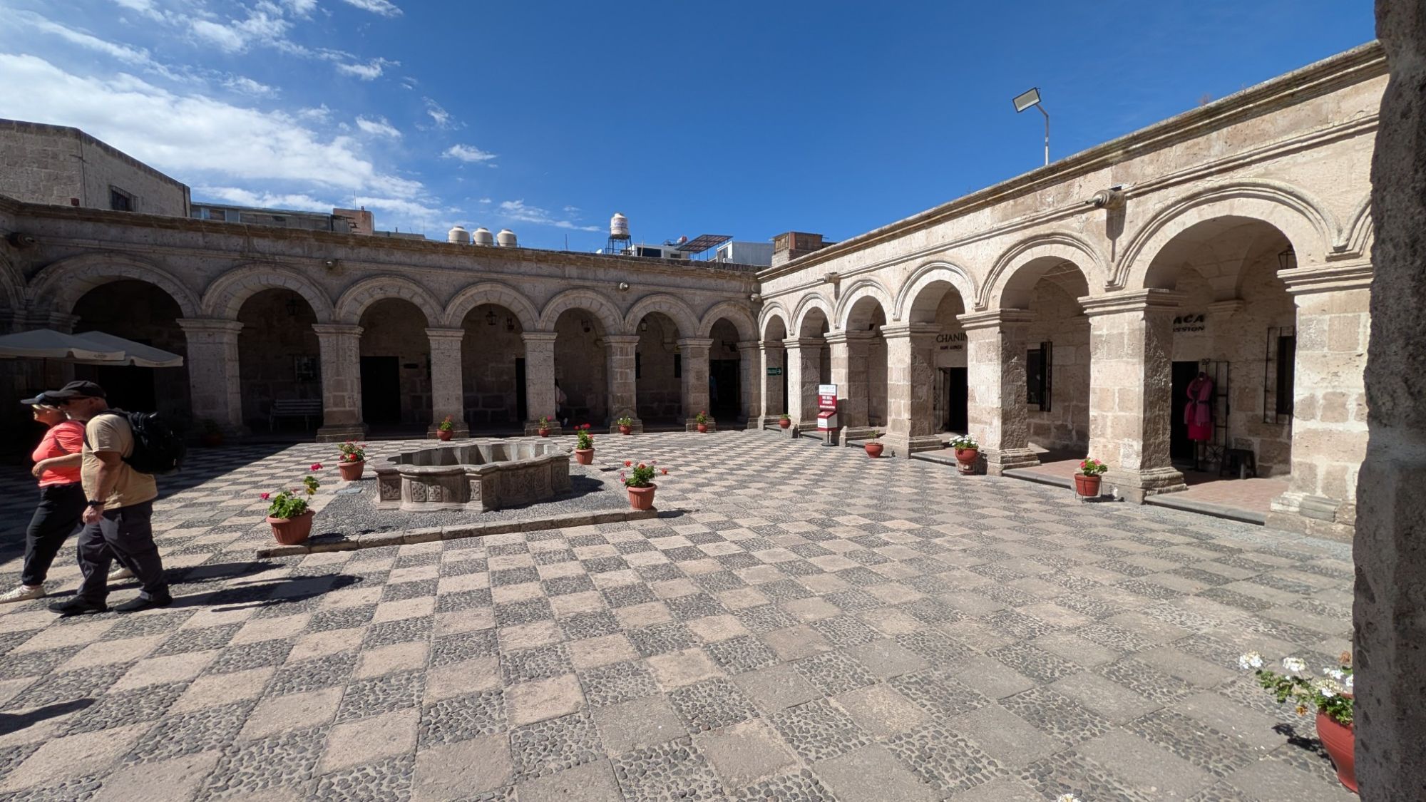 Jour 5 – Arequipa (Elévation 2335m)